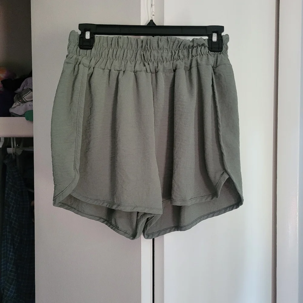 Gee Gee Elastic Waist Shorts Hot Pink - Picture 7 of 7